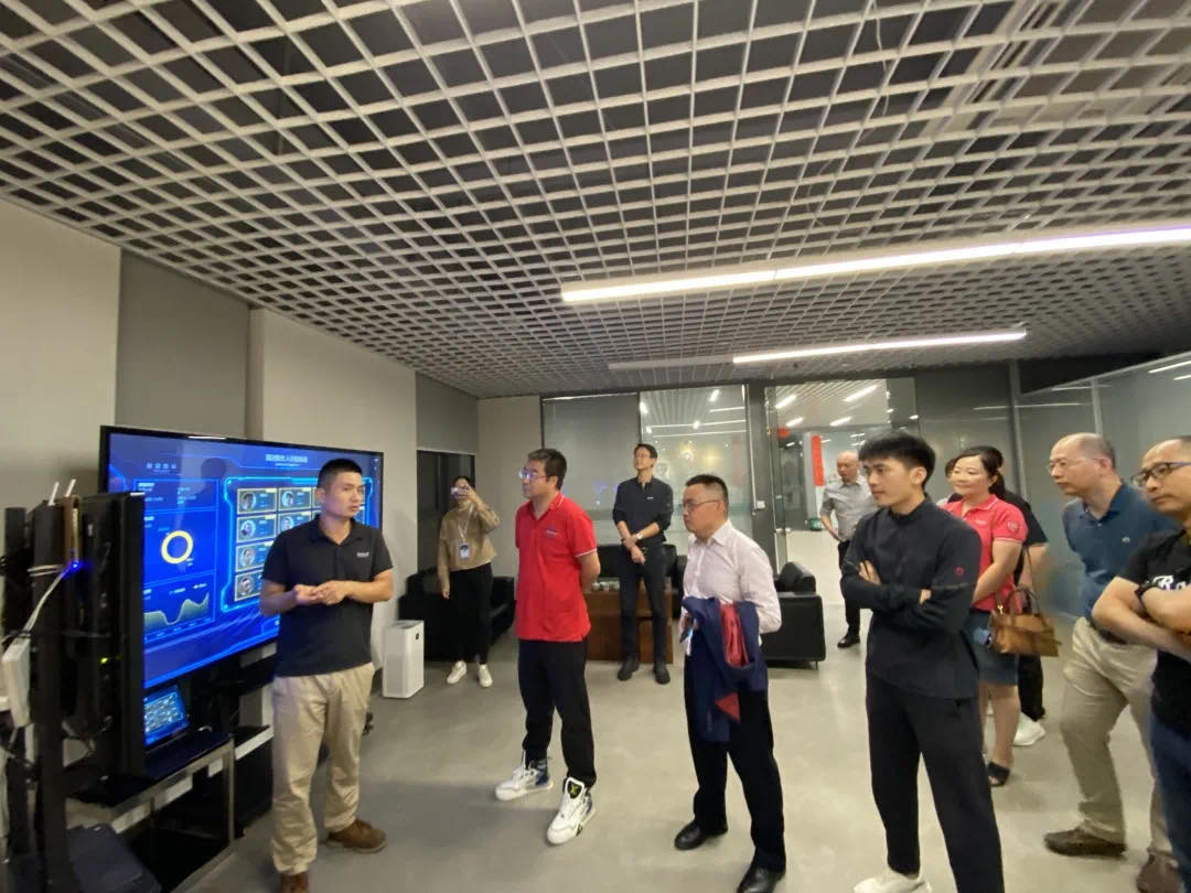 拉卡拉创始人孙陶然先生莅临我司参观考察