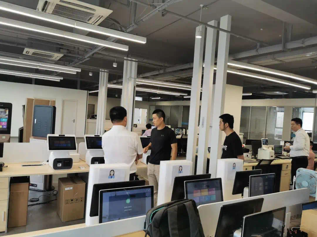 诸暨数字安防产业总指挥长一行莅临指导